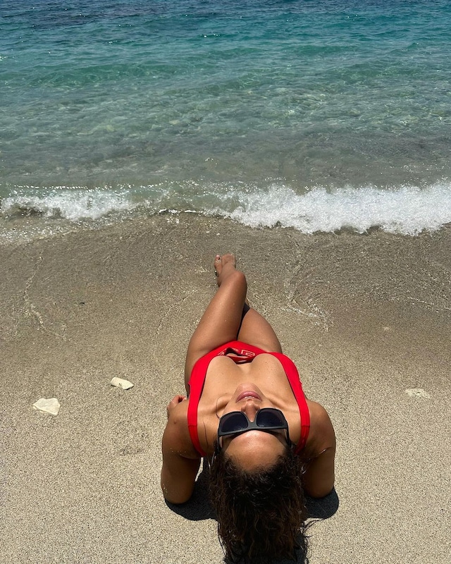 No te pierdas esta galería con las fotos más sexys de Isabel Acevedo, 'La Chabelita'.