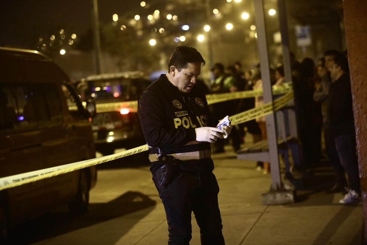 Otro bus de transporte público fue atacado por sicarios en moto en el distrito de Villa María del Triunfo. (Foto: César Grados / @photo.gec / Referencial)