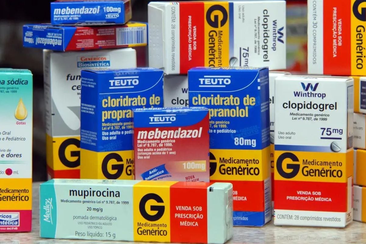 En Brasil los medicamentos genéricos intercambiables tienes en su empaque la letra 'G' grande y con una franja amarilla para que sean reconocidos. Foto: Fabiana Fernandes.
