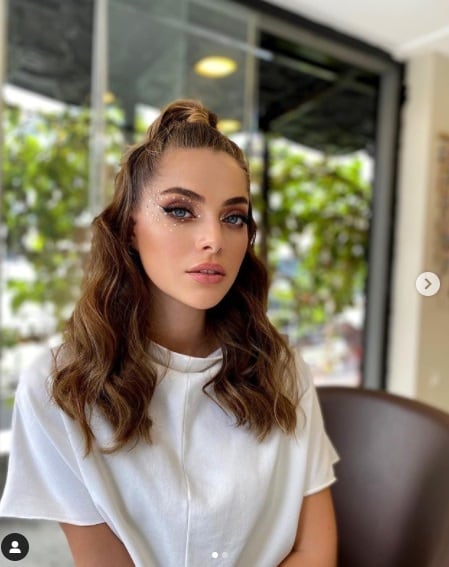 İlay Erkök ha cambiado su apariencia física por completo y hoy enamora en sus redes sociales con un look que resalta su belleza (Foto: İlay Erkök/ Instagram)
