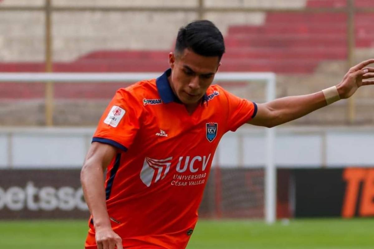 César Vallejo anunció la repentina muerte del joven Stalin Morillo, quien era parte de su delegación. Foto: Liga 1