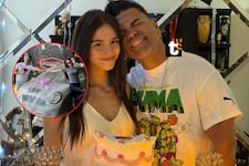 ‘Tomate’ Barraza le regala carrazo a su hija por sus 18 años: “Siempre serás mi pequeña”