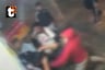 ¡Brutal ataque en SJL! Escolar es acuchillado y golpeado por un grupo a la salida de su colegio