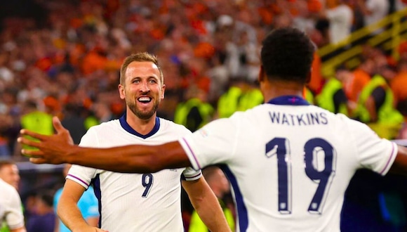 Inglaterra festeja triunfo ante Paises Bajos en Dortmund (Foto: AP)