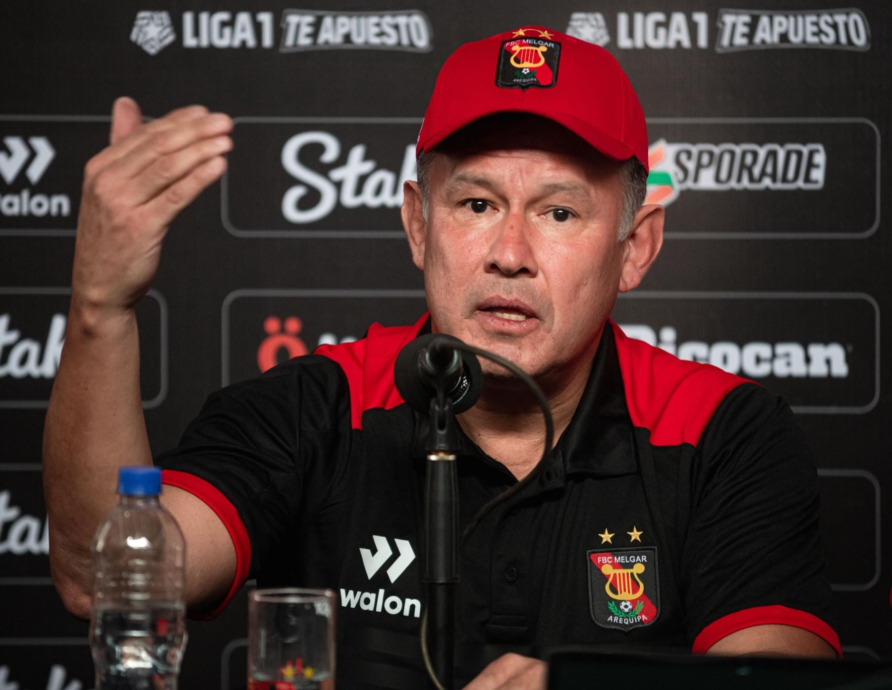 Melgar sumó cuatro derrotas consecutivas, tres en el torneo local y una por la Copa Sudamericana. (Foto: X)