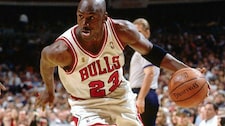 Camiseta de Michael Jordan utilizada en las finales de la NBA de 1998 podría subastarse en 10 millones de dólares