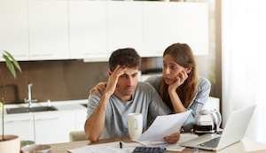 ¿Cómo evitar el sobreendeudamiento y terminar reportado en la central de riesgo?