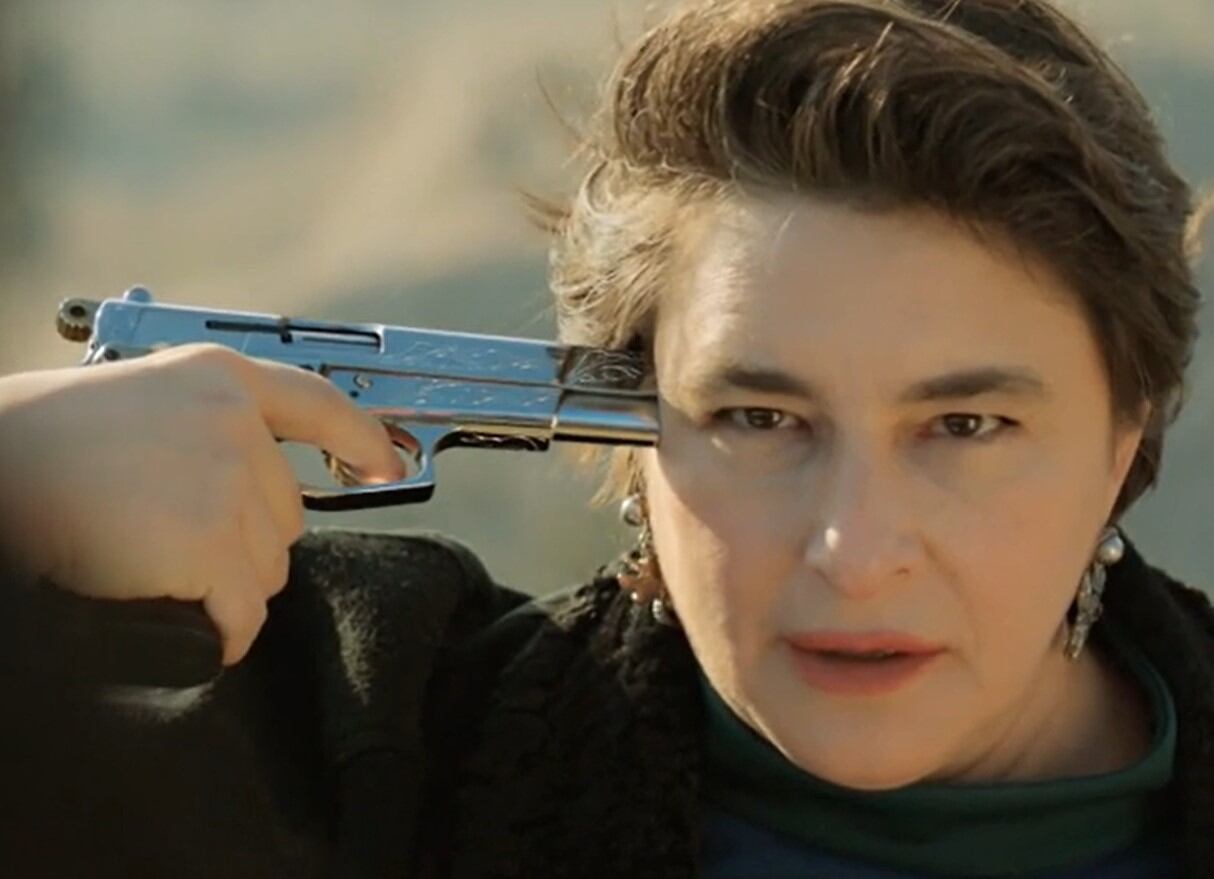 Behice acaba con su vida luego de confesar sus crímenes (Foto: Tims & B Productions)