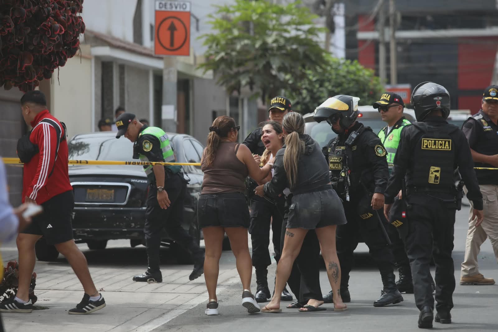 San Miguel: sicarios disfrazados de repartidores asesinan a conductor dentro de su auto (Fotos: Diana Marcelo/GEC)