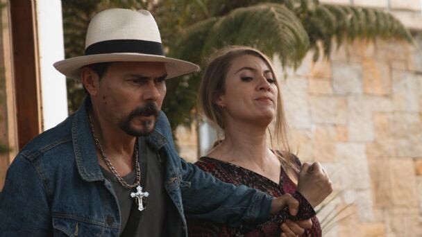 Un par de canitas hubiesen quedado bien en ambos personajes. (Foto: Netflix)