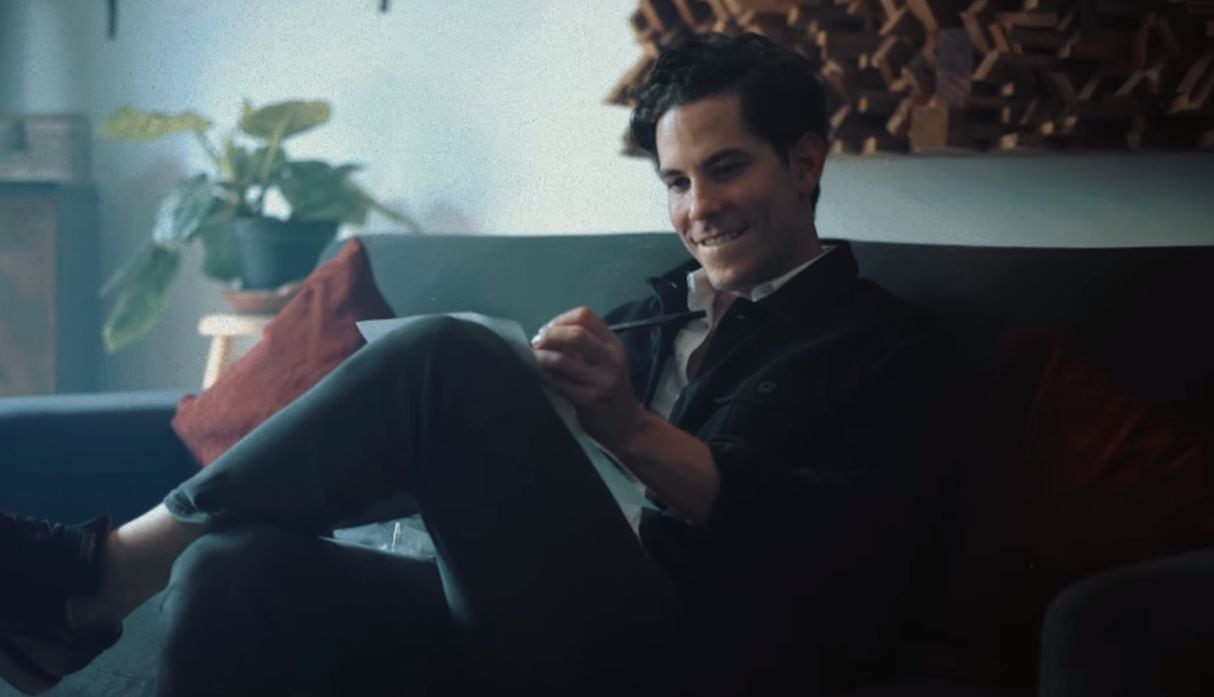 Christian Chávez, ex RBD, estrena “Celos”, su nuevo single luego de 8 años. (Foto: Captura de video)