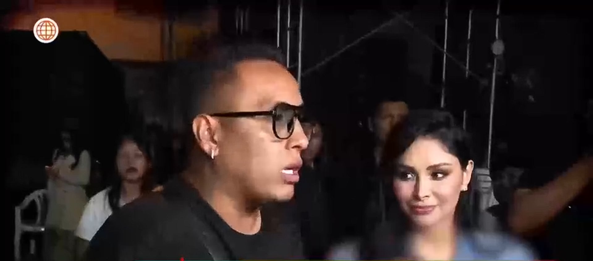 Futbolista se molesta con la prensa y responde de una manera irónica. (Fuente: América TV)