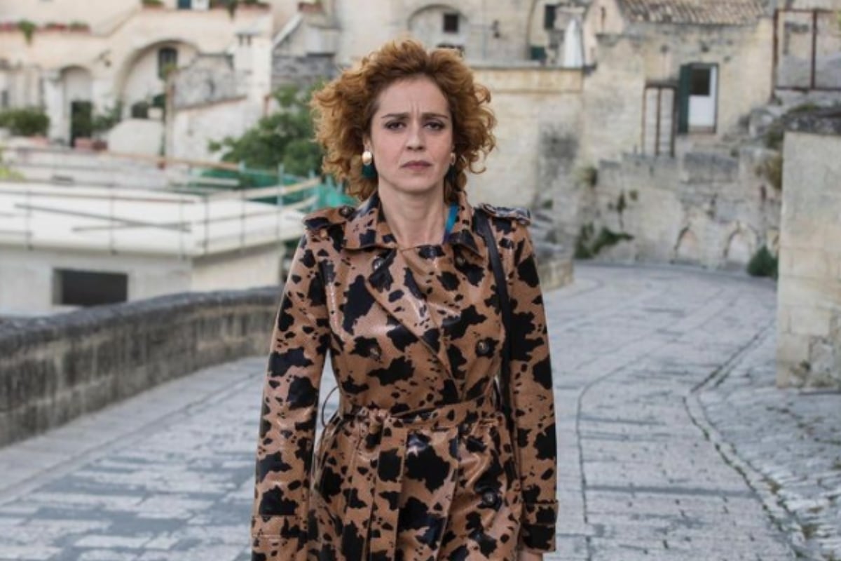 La actriz interpretando a Imma en la serie italiana (Foto: Vanessa Scalera / Instagram)