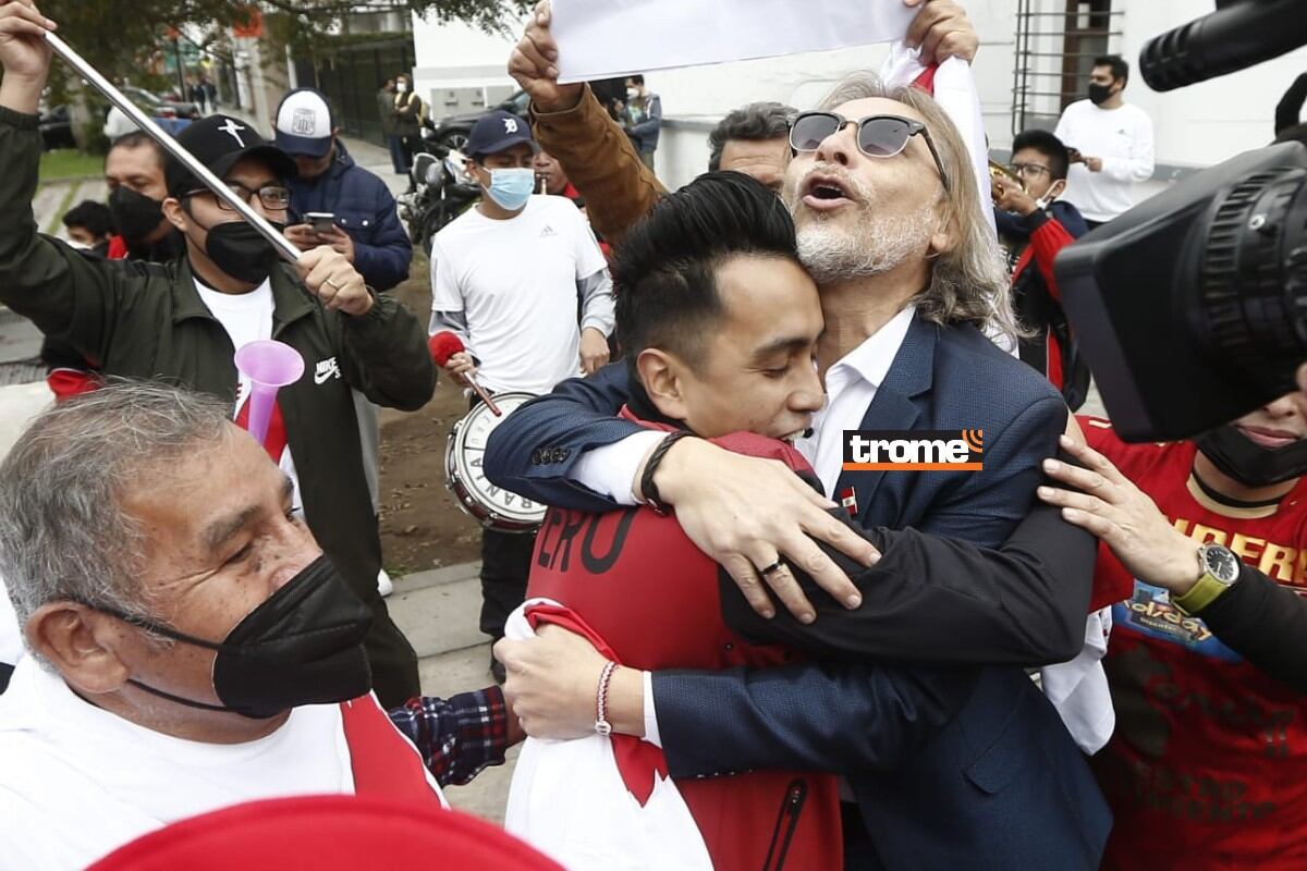 Doble de Gareca, Cuevita el imitador y otros hinchas de la selección agradecen emocionados a Ricardo Gareca. (Entrevista: Isabel Medina / Fotos: Jorge Cerdán / Trome)