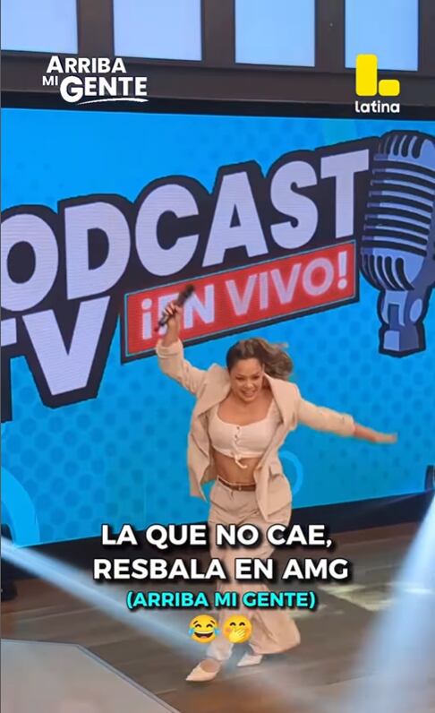 Andrea San Martín sufre traspié al ingresar al set de 'Arriga mi gente'.