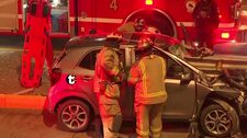 ¡Milagro en la Vía Expresa! Bomberos rescatan con vida a pareja atrapada tras violento choque cerca de estación Canadá