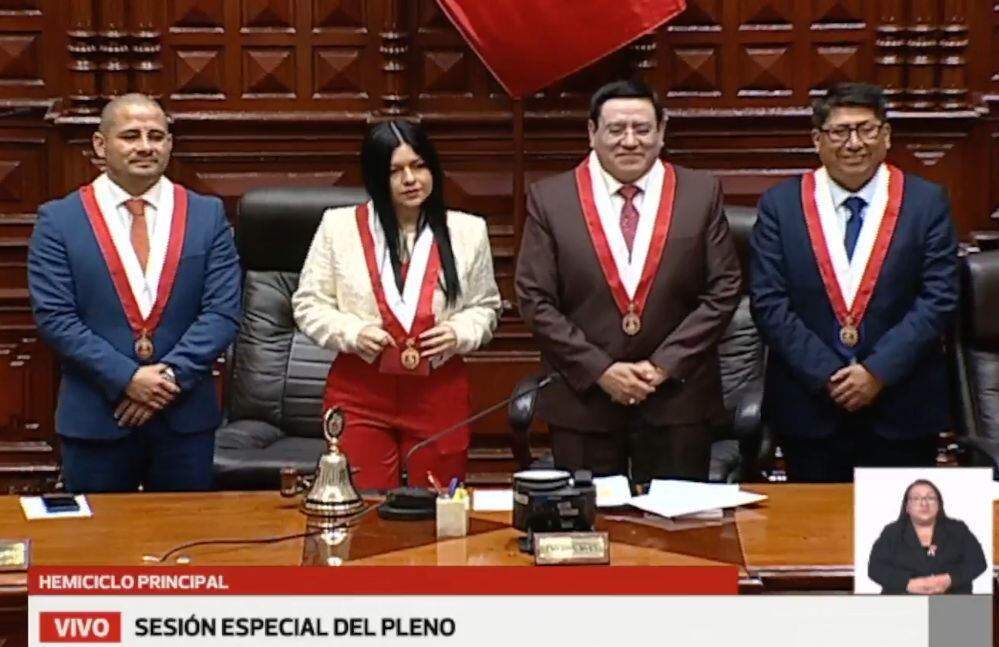 Ariana Orué jura como nueva congresista, en reemplazo de Enrique Wong