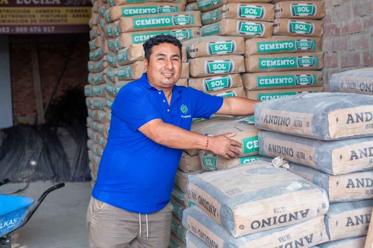 El sueño de Darwin siempre fue abrir su propia ferretería. Foto: Fernando Sangama.