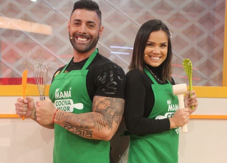 Andrea San Martín y Sebastián Lizarzaburu viven un sólido romance desde que retomaron su relación hace más de seis meses. (Foto: instagram @ mama.porpartidadoble / @ sebaslizar)