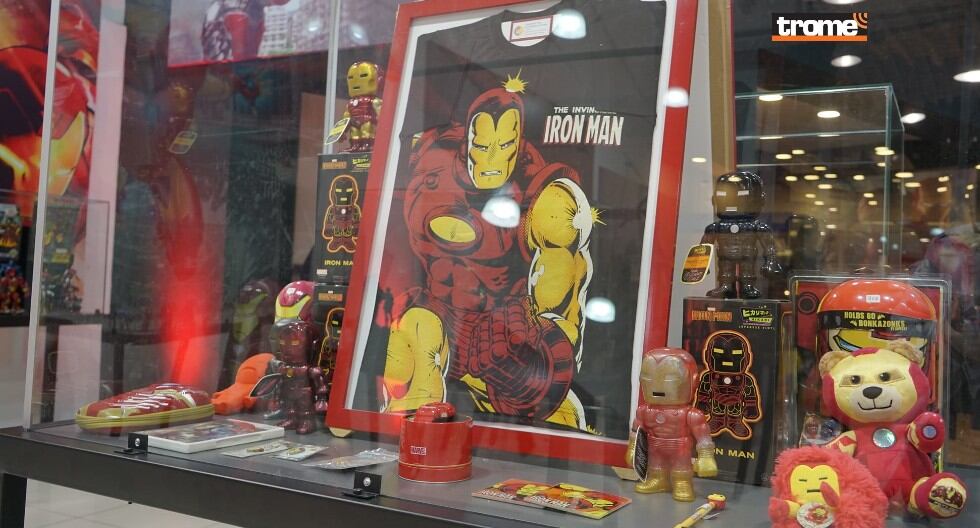 Peruano presenta parte de su gran colección que postula a un Guinness y la puede conocer en el Museo de Iron Man. (Plaza Norte / Trome)
