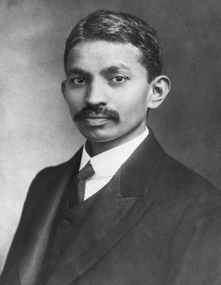 Gandhi de joven.