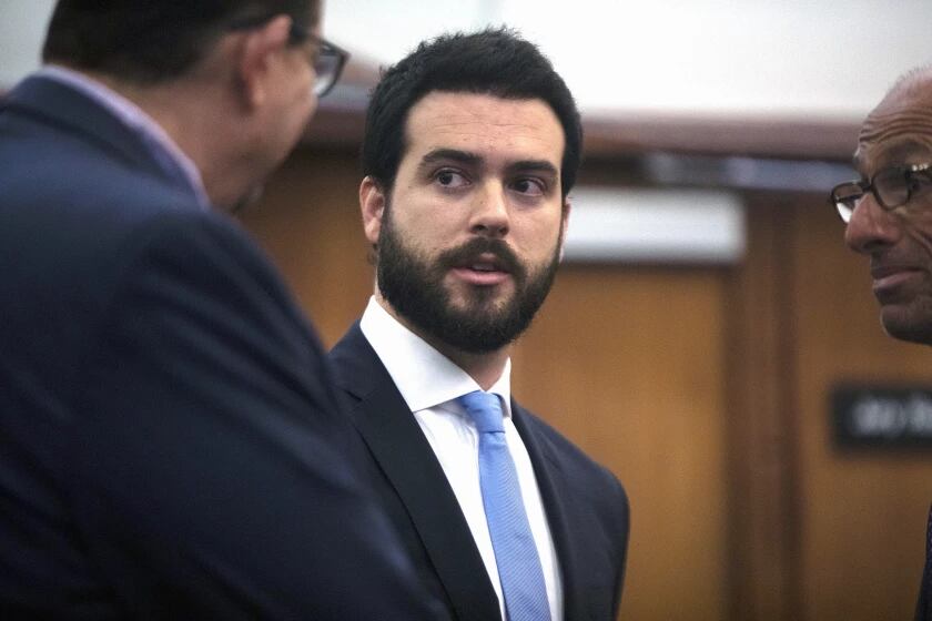 Pablo Lyle afrontando el caso judicial en Estados Unidos (Foto: AP)