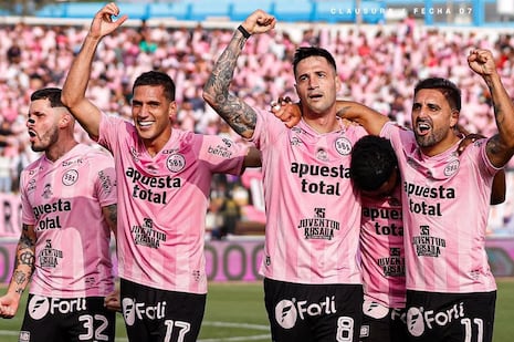 ‘Antes de irme de este mundo quiero ver campeón a mi Boys’, me dice con la voz apagada mi tío ‘Cicuta’