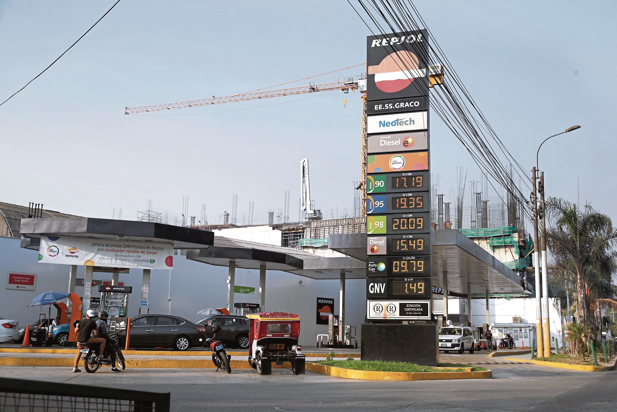 Los vehículos eléctricos no generan emisión de CO2 como los que utilizan combustible (Foto: GEC)