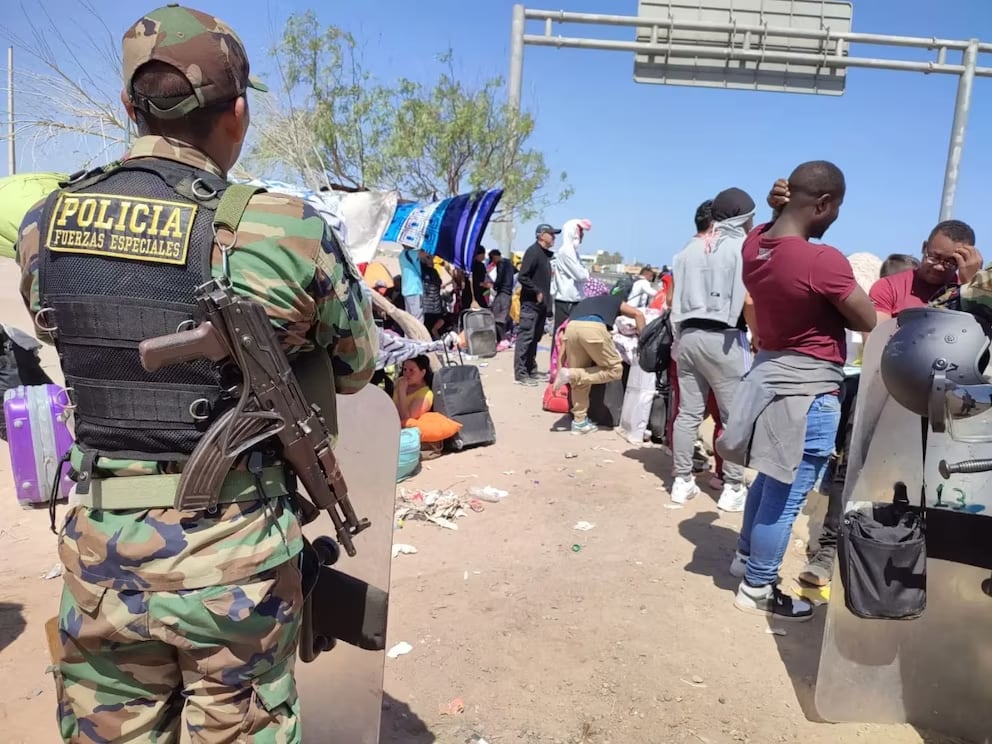 Más miembros de las FF.AA. del Perú llegan a zona fronteriza con Chile. (Foto: Difusión)