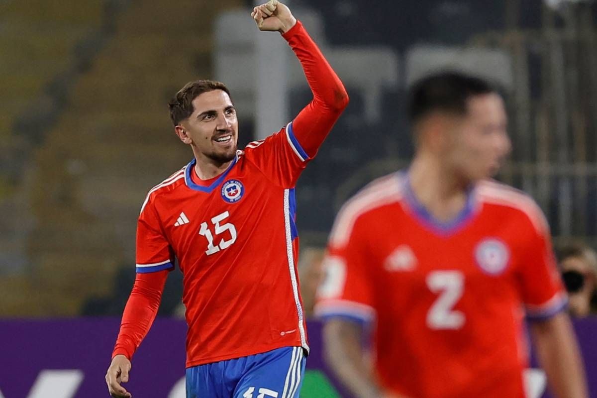 Diego Valdés marcó el primer tanto de la selección de Chile ante Perú. (Agencias)