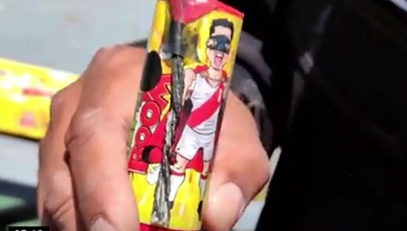 Venta de cohetes en época de Navidad