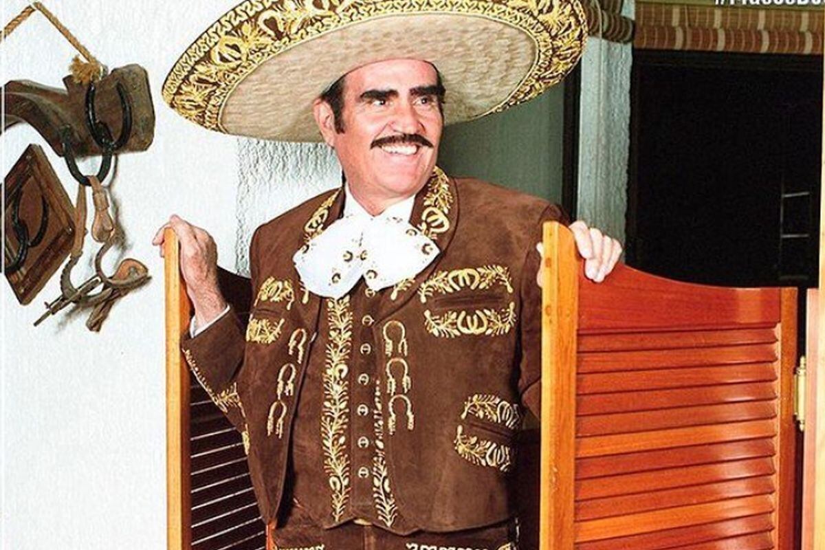 Vicente Fernández Gómez, también conocido como El Charro de Huentitán o Chente, fue un cantante de ranchera, empresario, productor discográfico y actor mexicano (Foto: Vicente Fernández / Instagram)