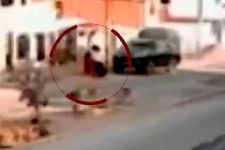 Conductor huye tras embestir a madre y sus dos hijas en Trujillo: Menor de 11 años murió
