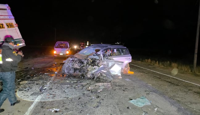 Cuatro muertos deja choque de camioneta y camión en Puno