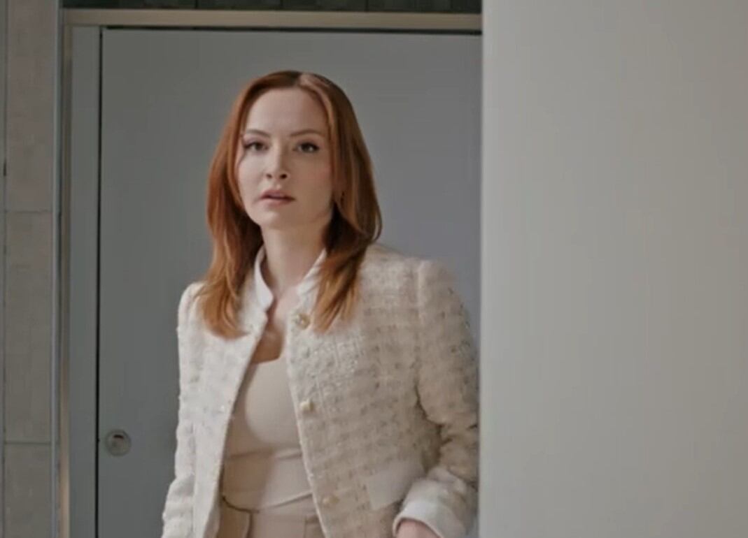 Neva ha oído toda la conversación de Metin (Foto: Ay Yapim)