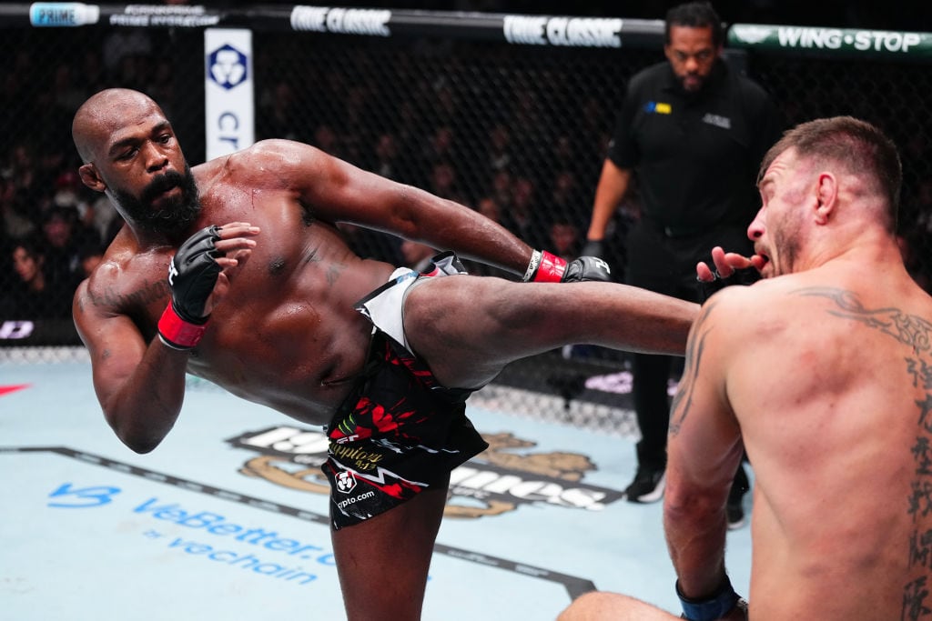 Jon Jones no tuvo rivales en su paso por UFC. (UFc)