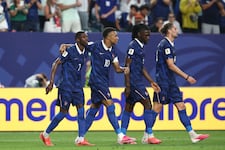 Francia venció 3-0 a Irak con doblete de Kyliam Mbappé y ya está en segunda fase | VIDEO