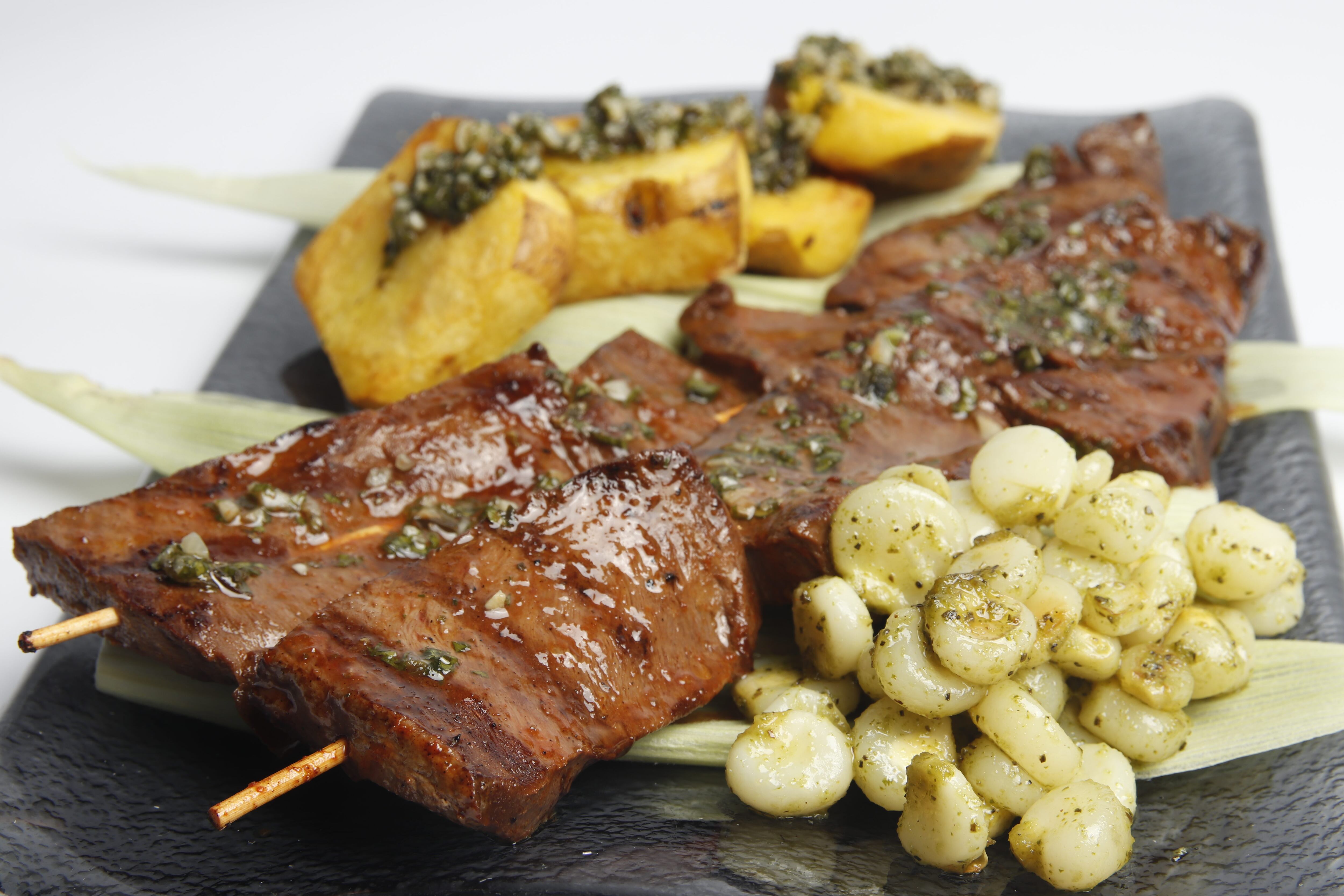 Anticuchos de Chiwake.