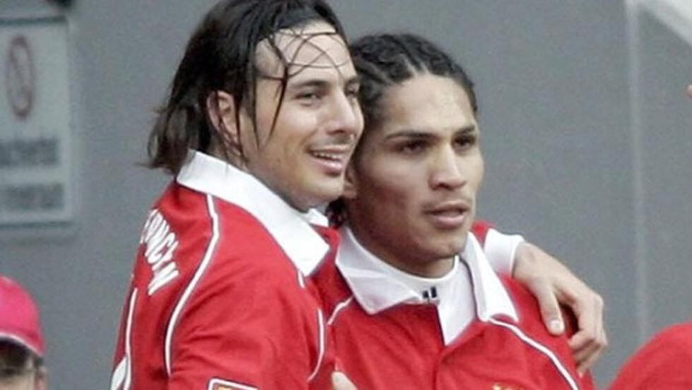 Paolo Guerrero y Claudio Pizarro jugaron juntos en Bayern Munich (Foto: Agencias)