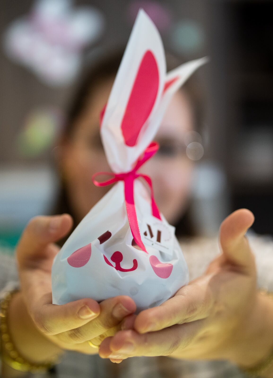 En Macchia han creado huevitos rellenos con brownie y otras variedades para el público como, huevitos sin gluten y con chocolate blanco.
Foto: Miguel Bellido.