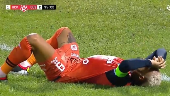 Paolo Guerrero se lamenta por el gol fallado en el duelo Universidad Vallejo vs. Cusco FC. (Captura Liga 1 Max)