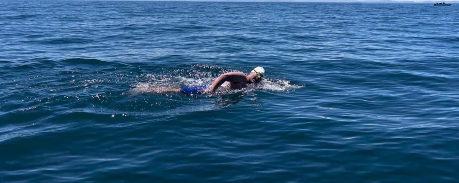 El reto consistió en un recorrido aproximado de 9 horas donde Lores recorrió de más 26 kilómetros. Foto: GEC.