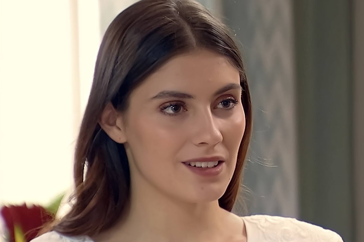 Finalmente, Andrea consigue el perdón de Ciriaco en "Amar es para siempre" (Foto: Antena 3)