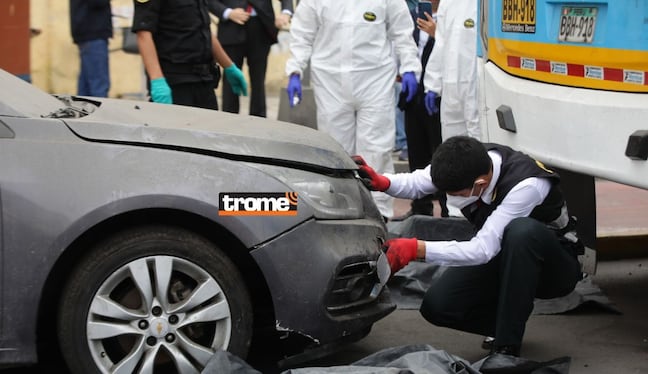 La diligencia se realizó la mañana de este viernes 05 de junio frente al parque El Porvenir de La Victoria, a media cuadra de la Dirección de Tránsito, Transporte y Seguridad Vial. El auto estaba allí desde que fue llevado a esa unidad PNP por la parte acusada.