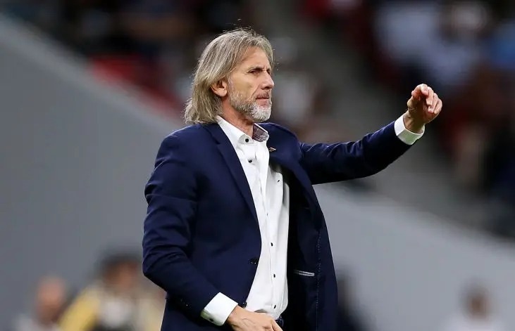 Ricardo Gareca se convirtió en tendencia en redes sociales tras derrota de Perú ante Chile.