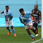 Cristal venció 3-1 a Grau y se acerca a la punta