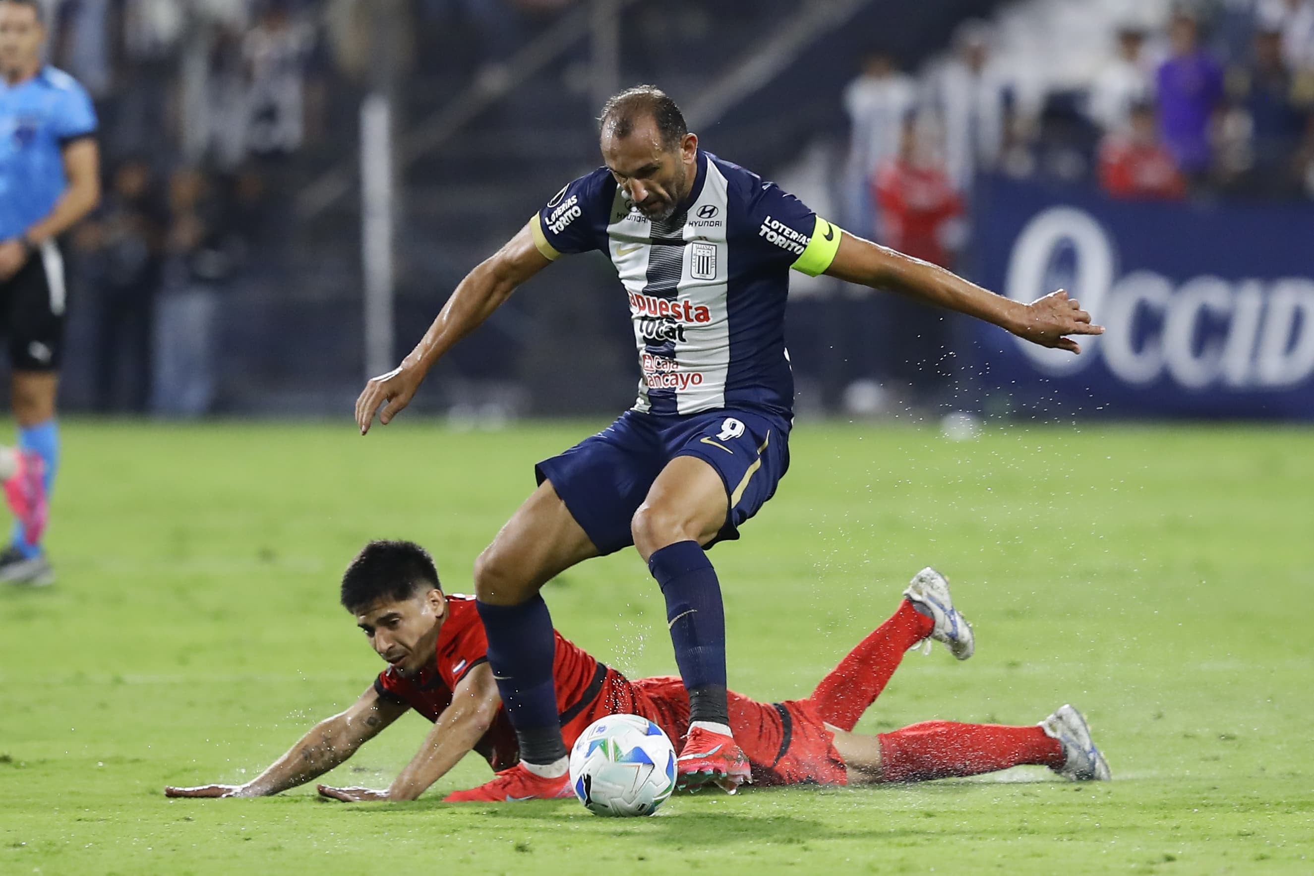 Hernán Barcos fue el capitán de Alianza Lima ante Libertad. (Jesús Saucedo/ @photo.gec)