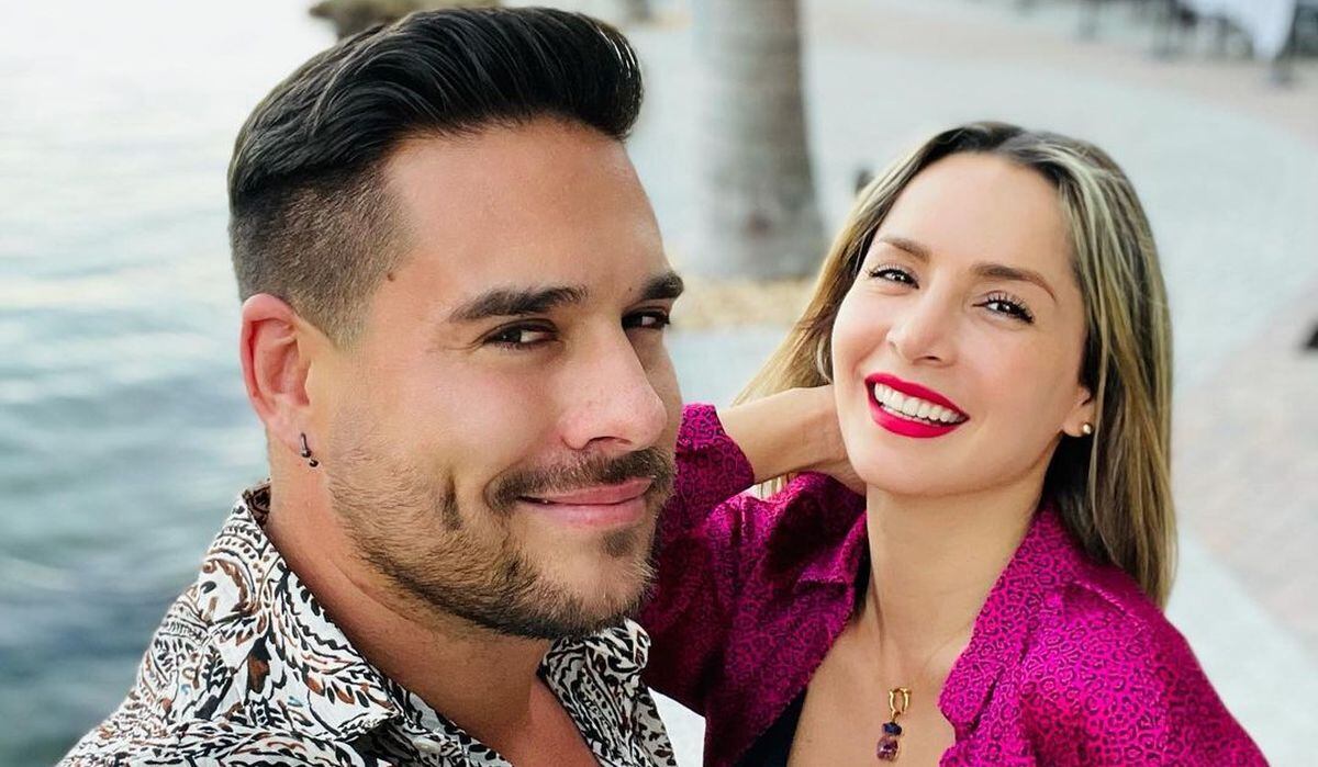 Sebastián Caicedo y la actriz comenzaron su romance en octubre de 2008 y después de 11 años de noviazgo llegaron al altar en 2019 (Foto: Carmen Villalobos / Instagram)