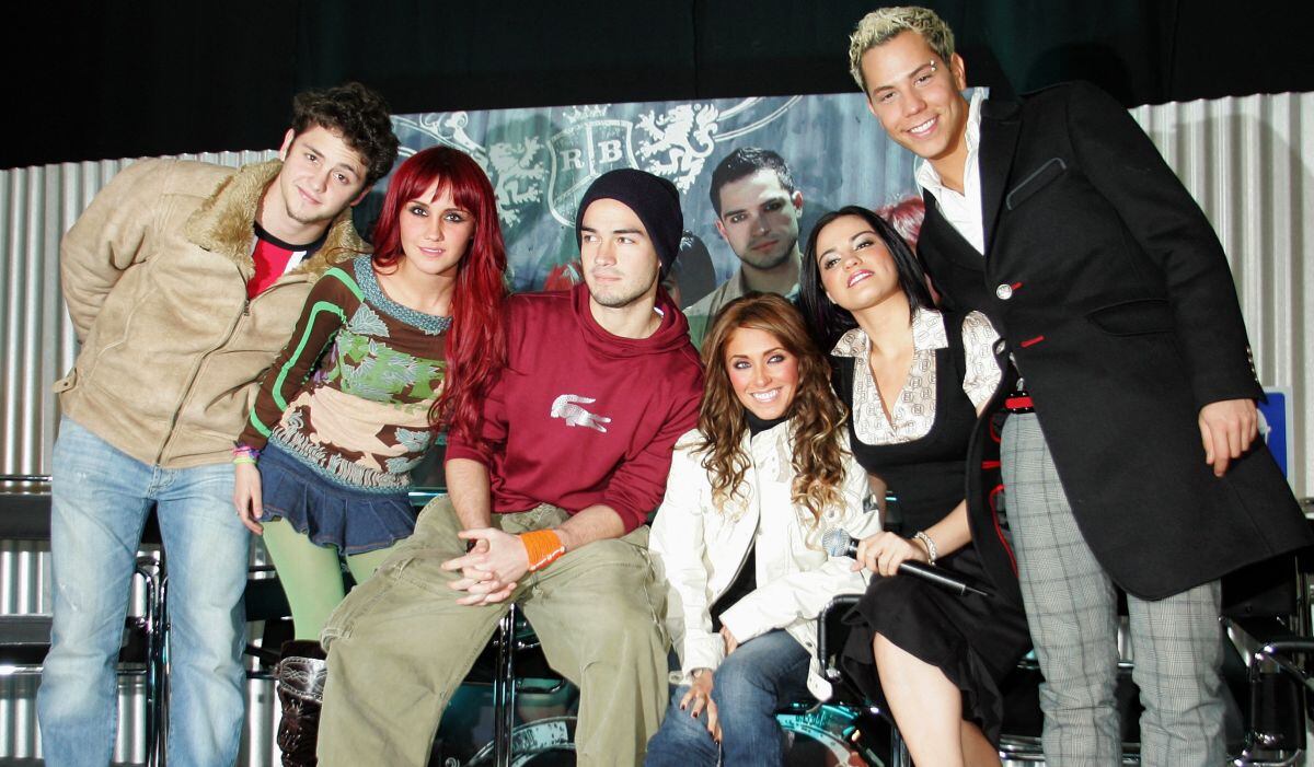 "RBD" durante la presentación del CD "Celestial, fan edition", en Ciudad de Mexico, en julio de 2007 (Foto: AFP)