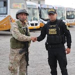 Más de 4 mil policías y militares salen a cuidar buses